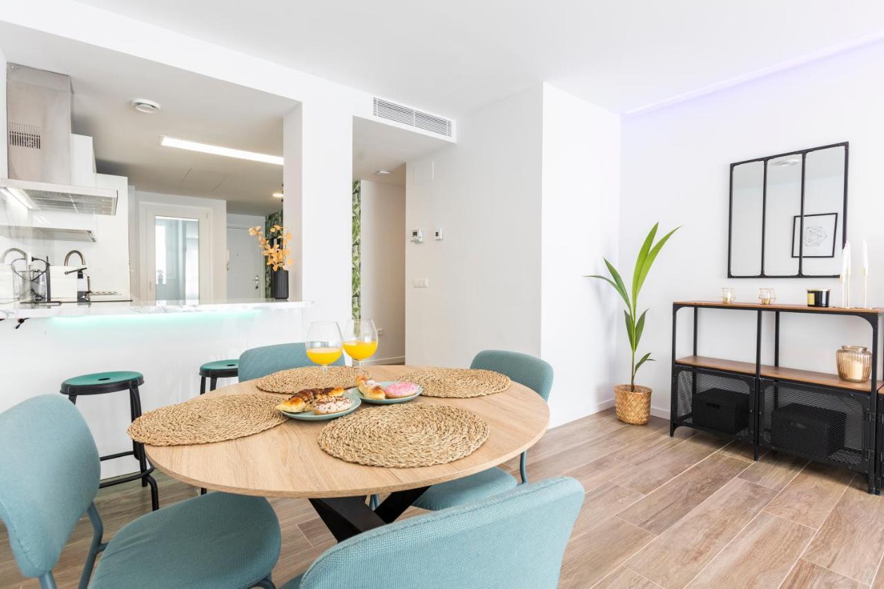 Fabuloso Apartamento Nuevo Con Parking Y Piscina Málaga Kültér fotó