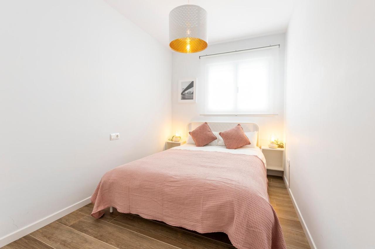 Fabuloso Apartamento Nuevo Con Parking Y Piscina Málaga Kültér fotó