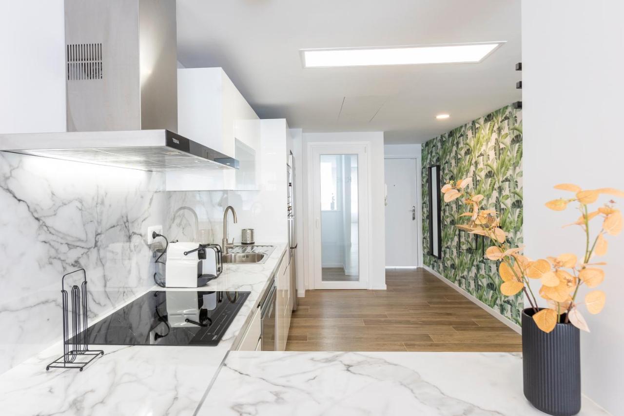 Fabuloso Apartamento Nuevo Con Parking Y Piscina Málaga Kültér fotó