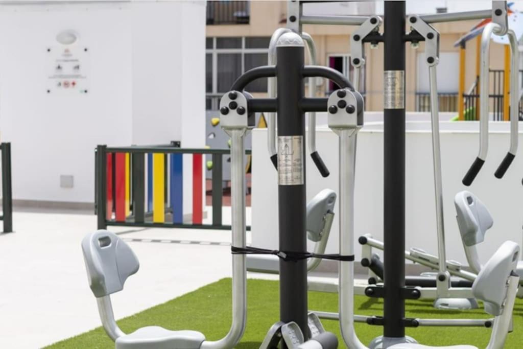 Fabuloso Apartamento Nuevo Con Parking Y Piscina Málaga Kültér fotó