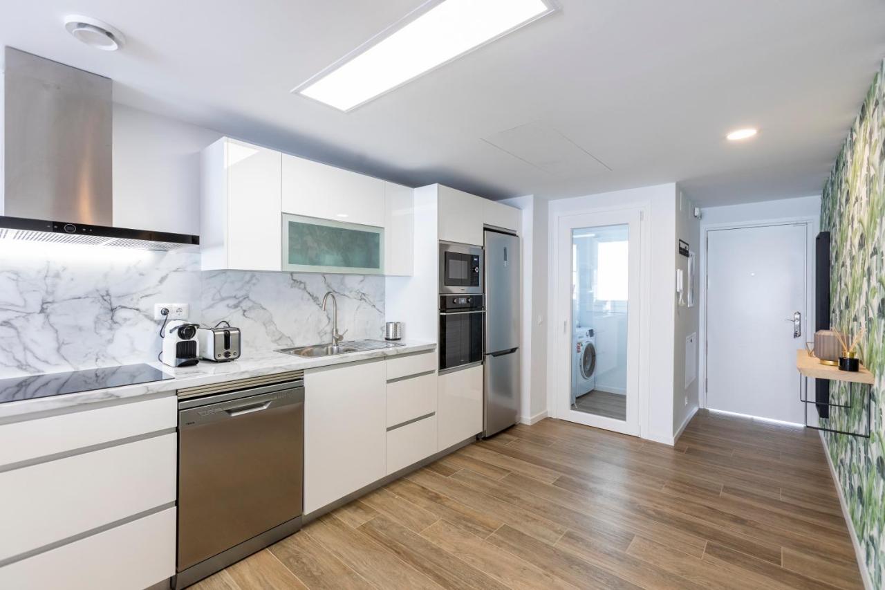 Fabuloso Apartamento Nuevo Con Parking Y Piscina Málaga Kültér fotó